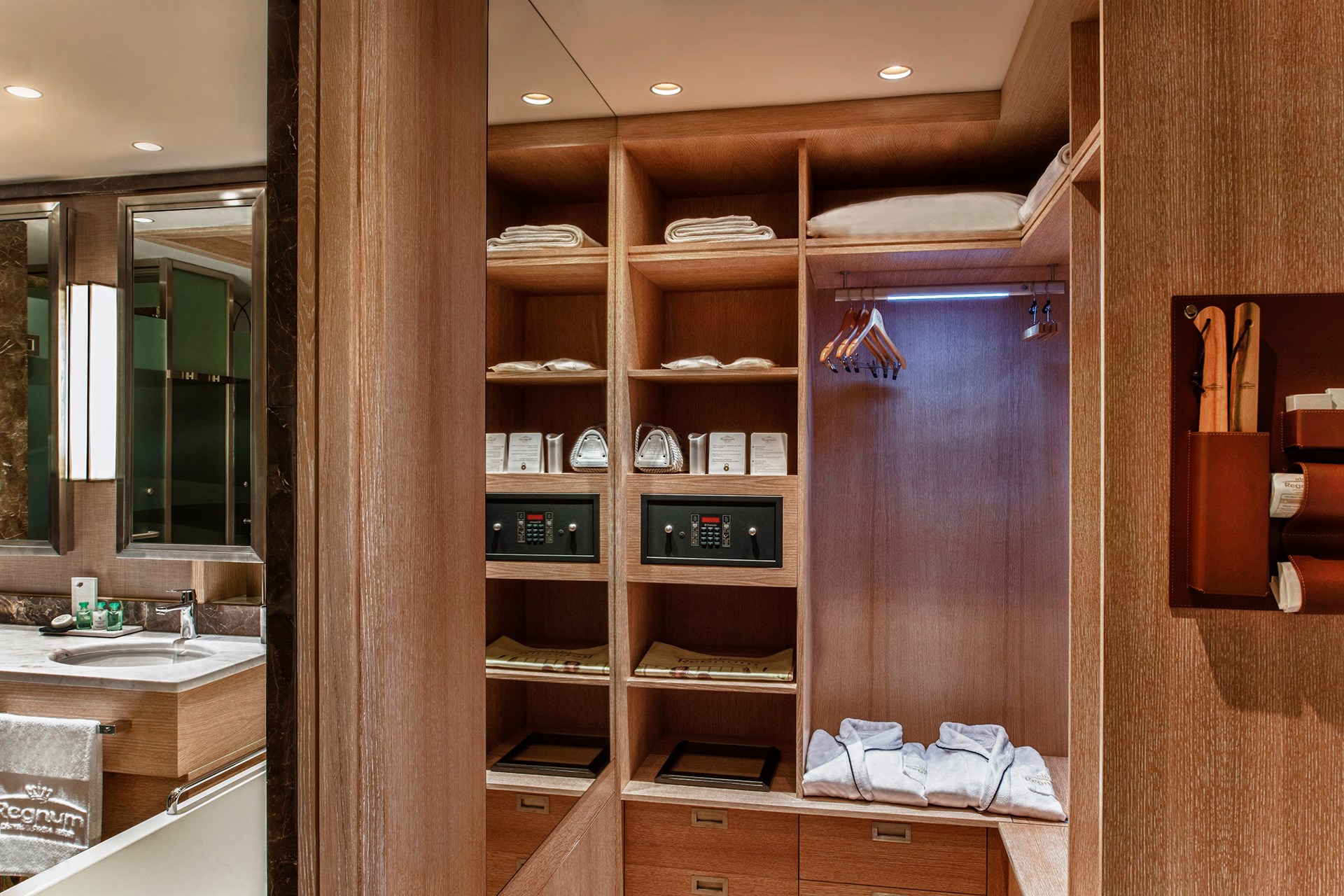 #altIMG Oda in Hotel# Regnum Carya Belek Resort #altIMG in# Antalya, Turkey - #altIMG Image# 3