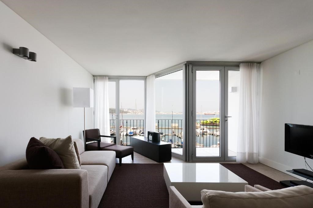 #altIMG Oda in Hotel# Tróia Residence Apartamentos Marina by The Editory #altIMG in# Lisbon, Portugal - #altIMG Image# 3